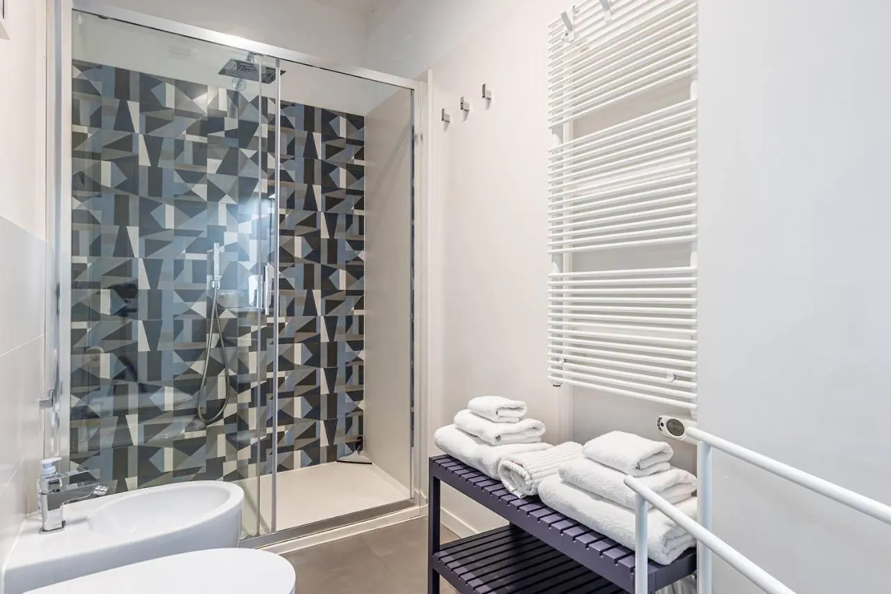 Bruschetti Home Milan Homestay